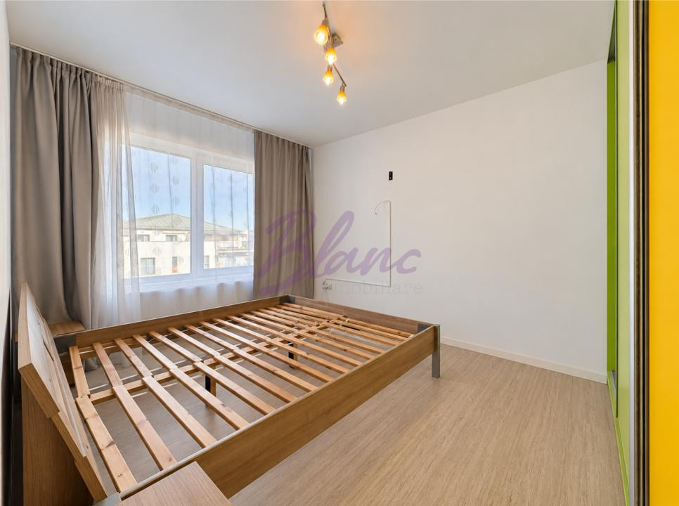 Se vinde GARAJ cu APARTAMENT cu 3 CAMERE inclus in pret - Floresti