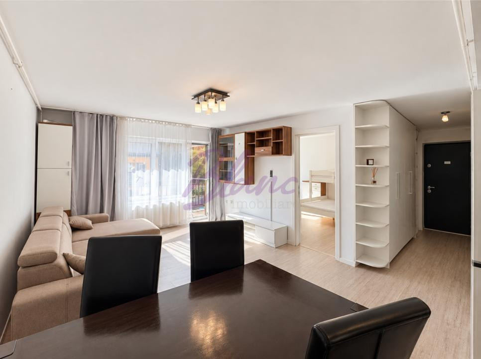 Se vinde GARAJ cu APARTAMENT cu 3 CAMERE inclus in pret - Floresti