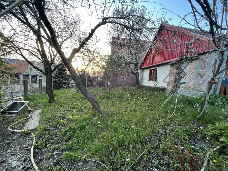 Casa din caramida nearsa, 84 mp construiti + teren 800 mp, zona dealuri