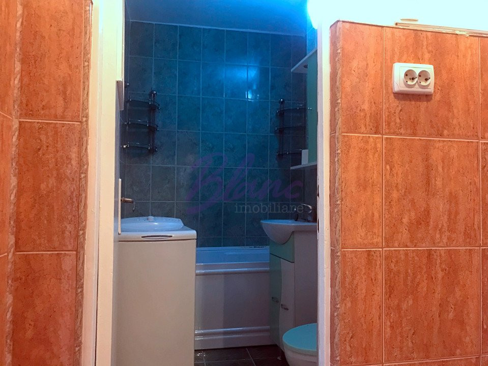 Garsoniera decomandata 