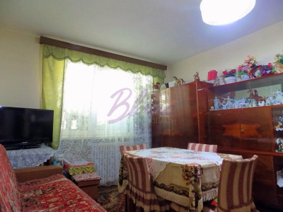 Apartament cu 2 camere zona Rogerius